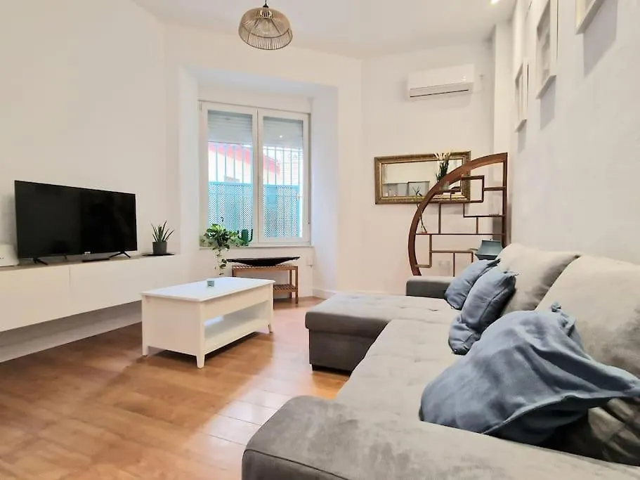 Estudio Espacioso Y Centrico Sevilla